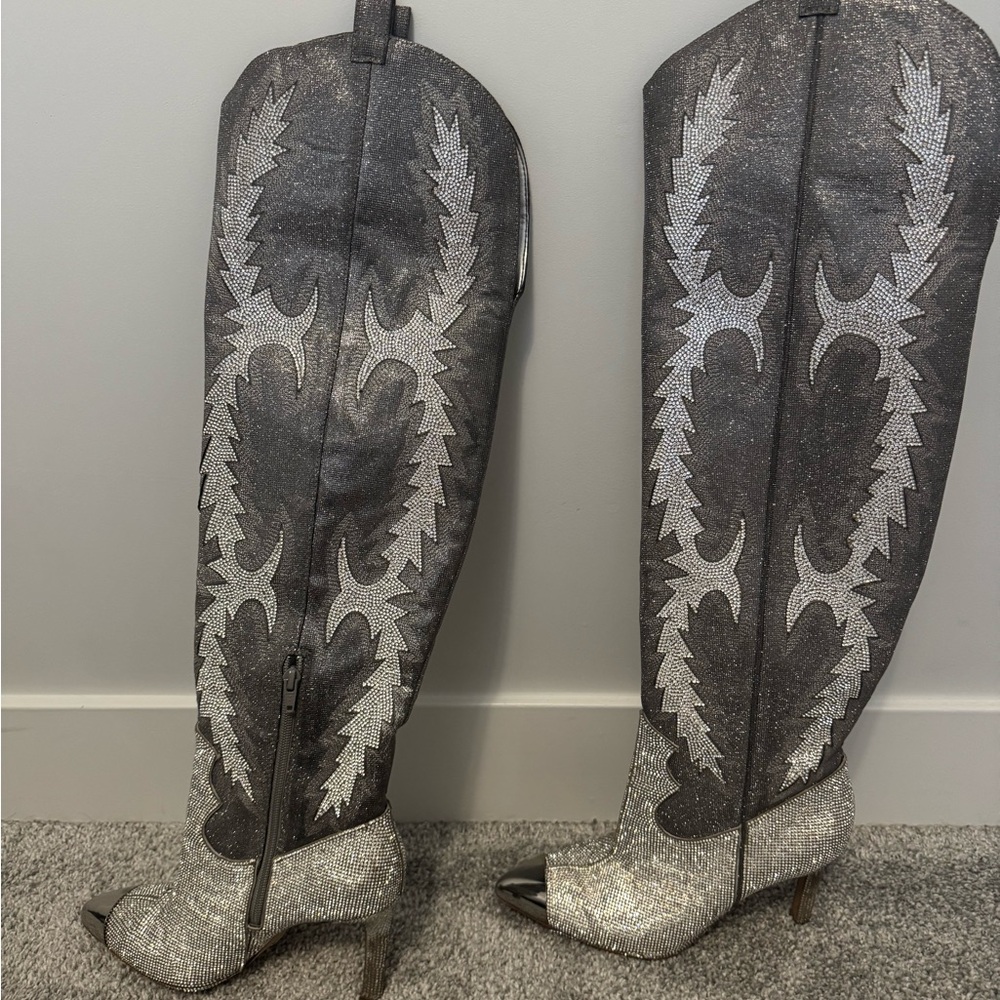 Gianni Bini Silver Heeled Boots with Ornate Design